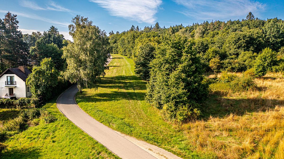 Prodej stavebního pozemku 1062 m² – fotografie 4