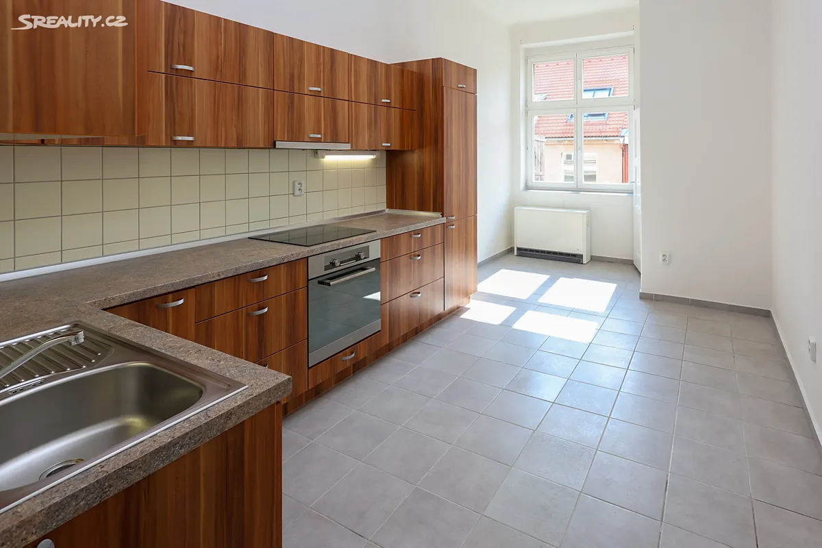 Pronájem bytu 2+1 92 m² – pohled 5