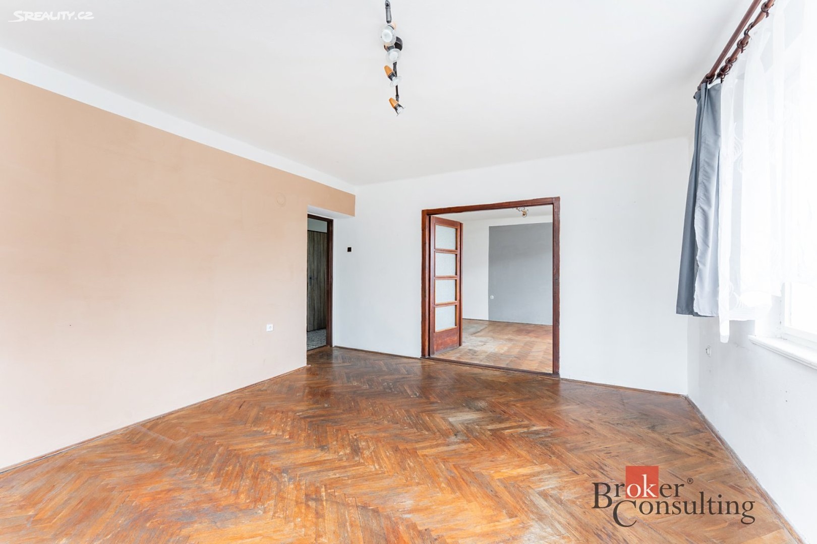 Prodej  rodinného domu 150 m², pozemek 1 200 m² – pohled 2