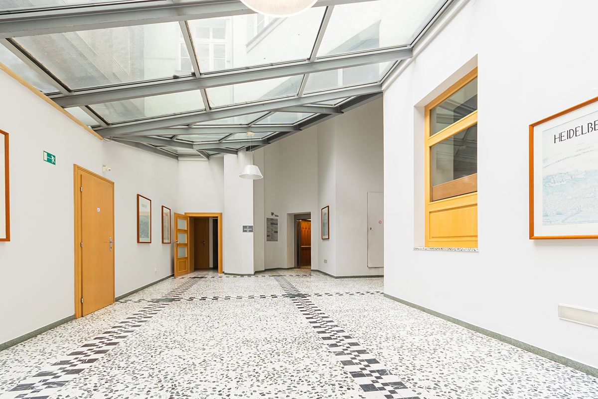 Pronájem kanceláře 77 m²