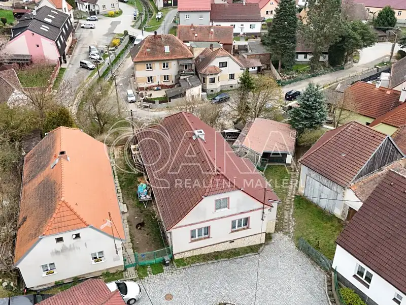 Prodej rodinného domu 120 m², pozemek 483 m², Štěnovice – náhled fotky 2