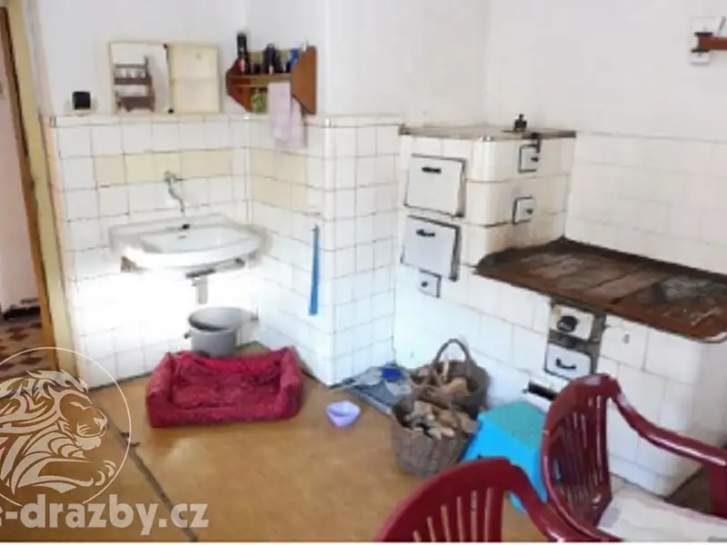 Dražba rodinného domu 121 m², pozemek 2594 m², Běšiny – náhled fotky 3