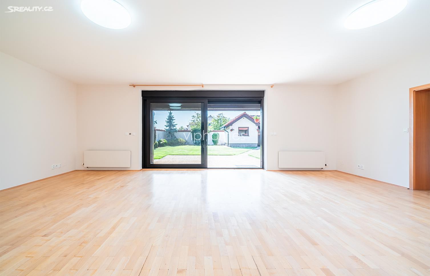 Pronájem  rodinného domu 280 m², pozemek 480 m², okres Praha-západ