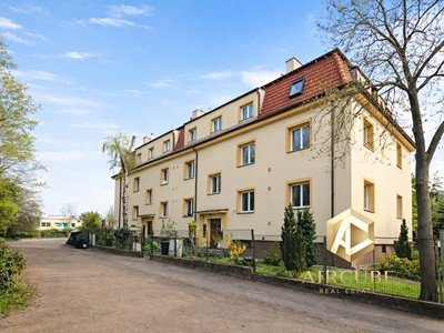 Pronájem bytu 1+1 54 m² (Podkrovní)