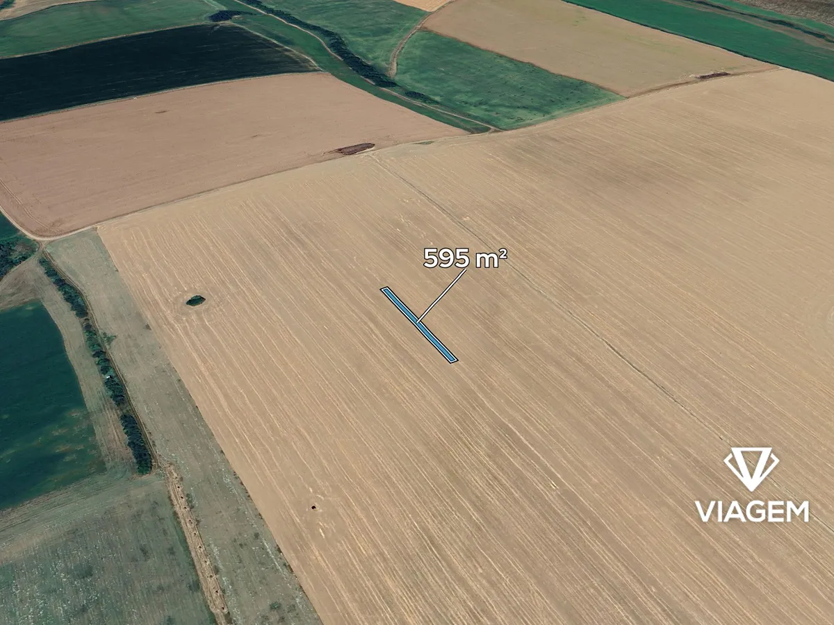 Prodej pole 595 m²