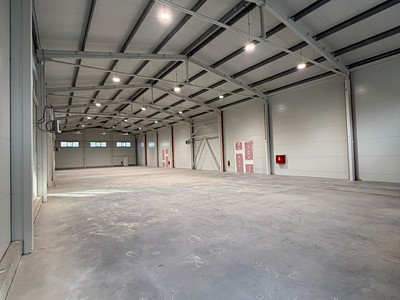 Pronájem komerčního prostoru, 2 199 m² (3 z 23)