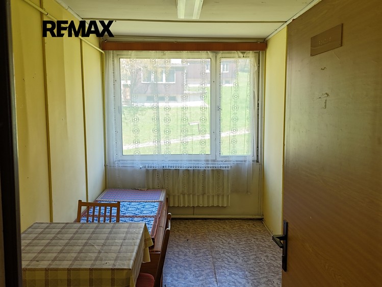 Комерційне приміщення на продаж, 220 м² (12 з 16)