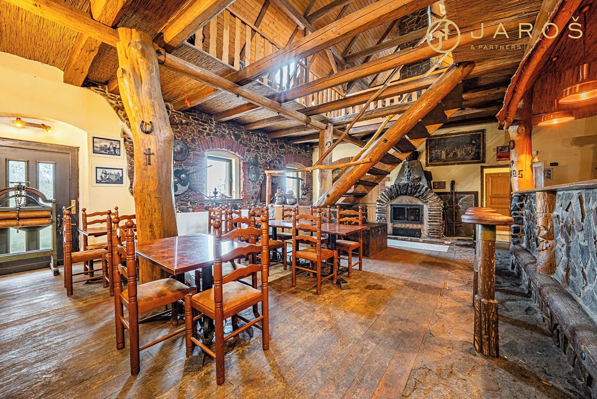 Prodej restaurace 590 m² – fotografie 2