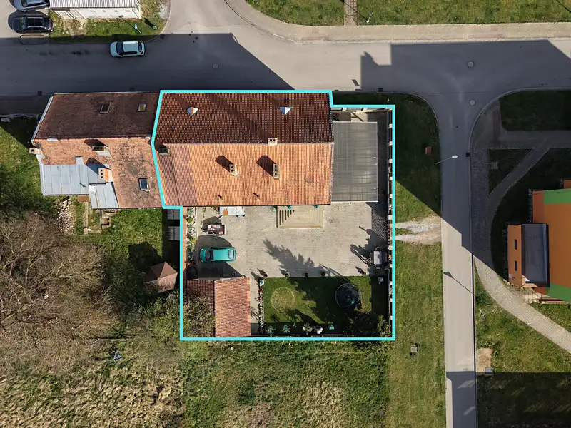 Prodej vícegeneračního domu 330 m², pozemek 656 m², České Velenice – náhled fotky 2