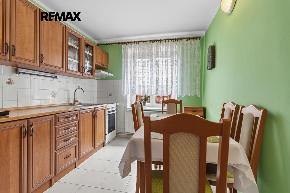 Prodej rodinného domu 138 m², pozemek 165 m² – fotografie 5