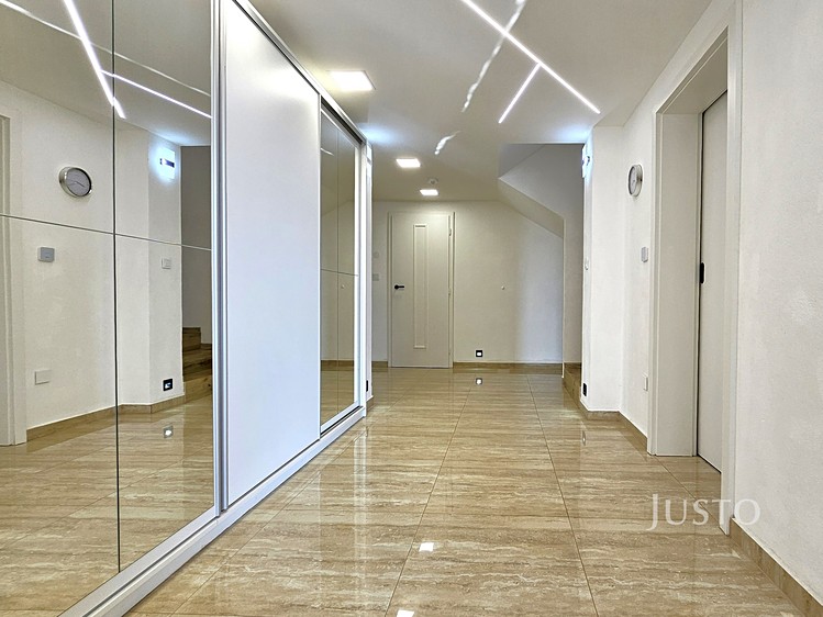 Haus zum Kauf, 276 m² (10 von 49)