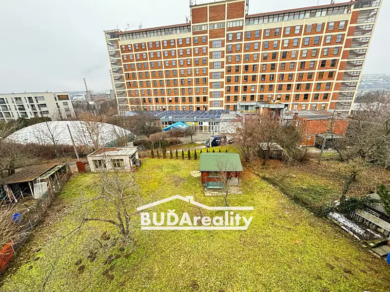 Prodej stavebního pozemku 380 m², Zlín – náhled fotky 2