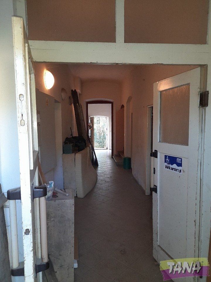 Prodej rodinného domu 670 m², pozemek 1511 m² – fotografie 4