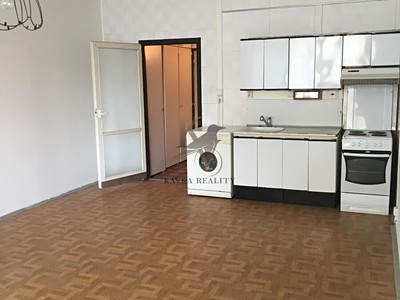 Prodej bytu 1+kk 33 m² — photo 3