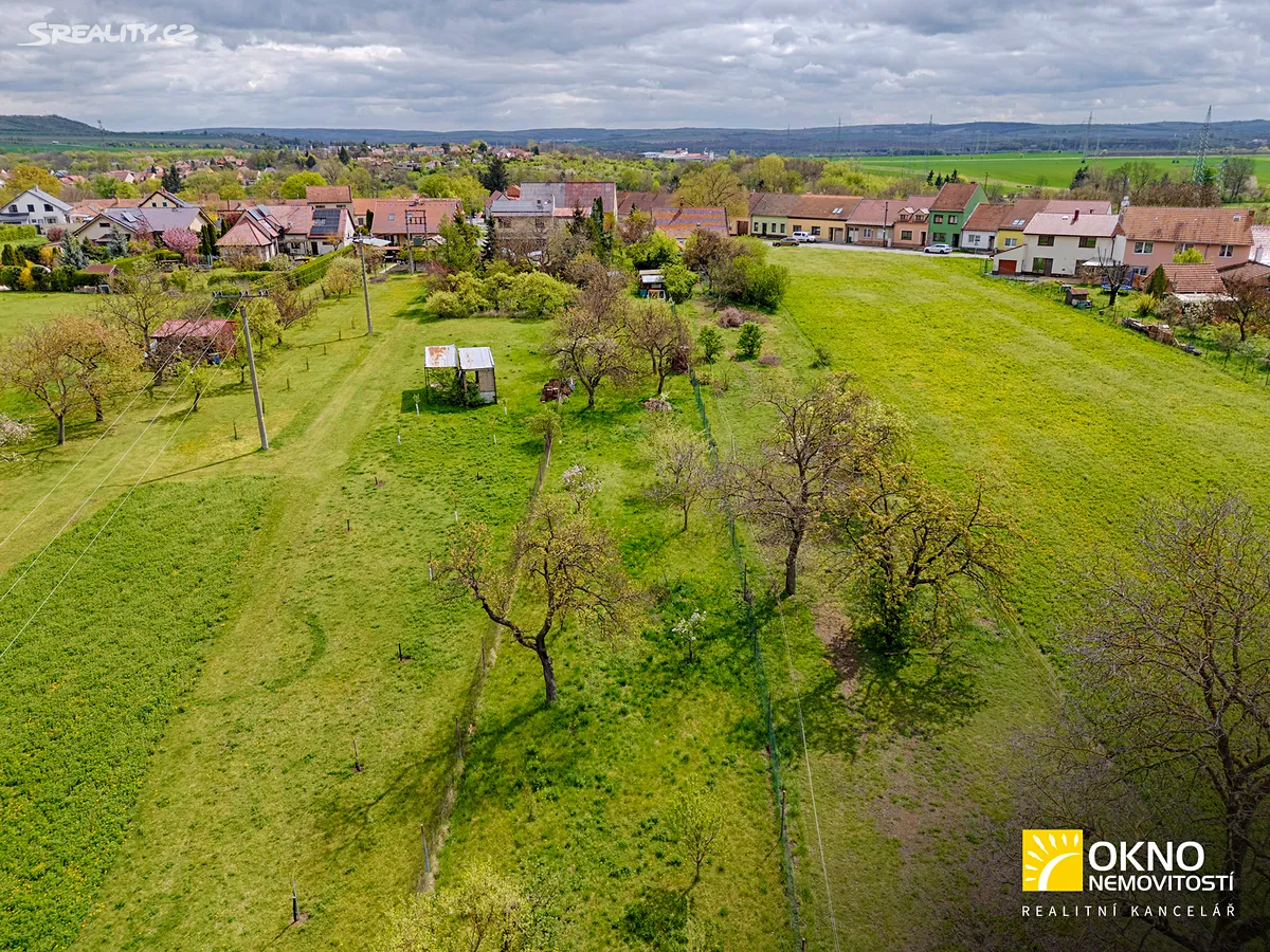 Prodej stavebního pozemku 1918 m² – pohled 2