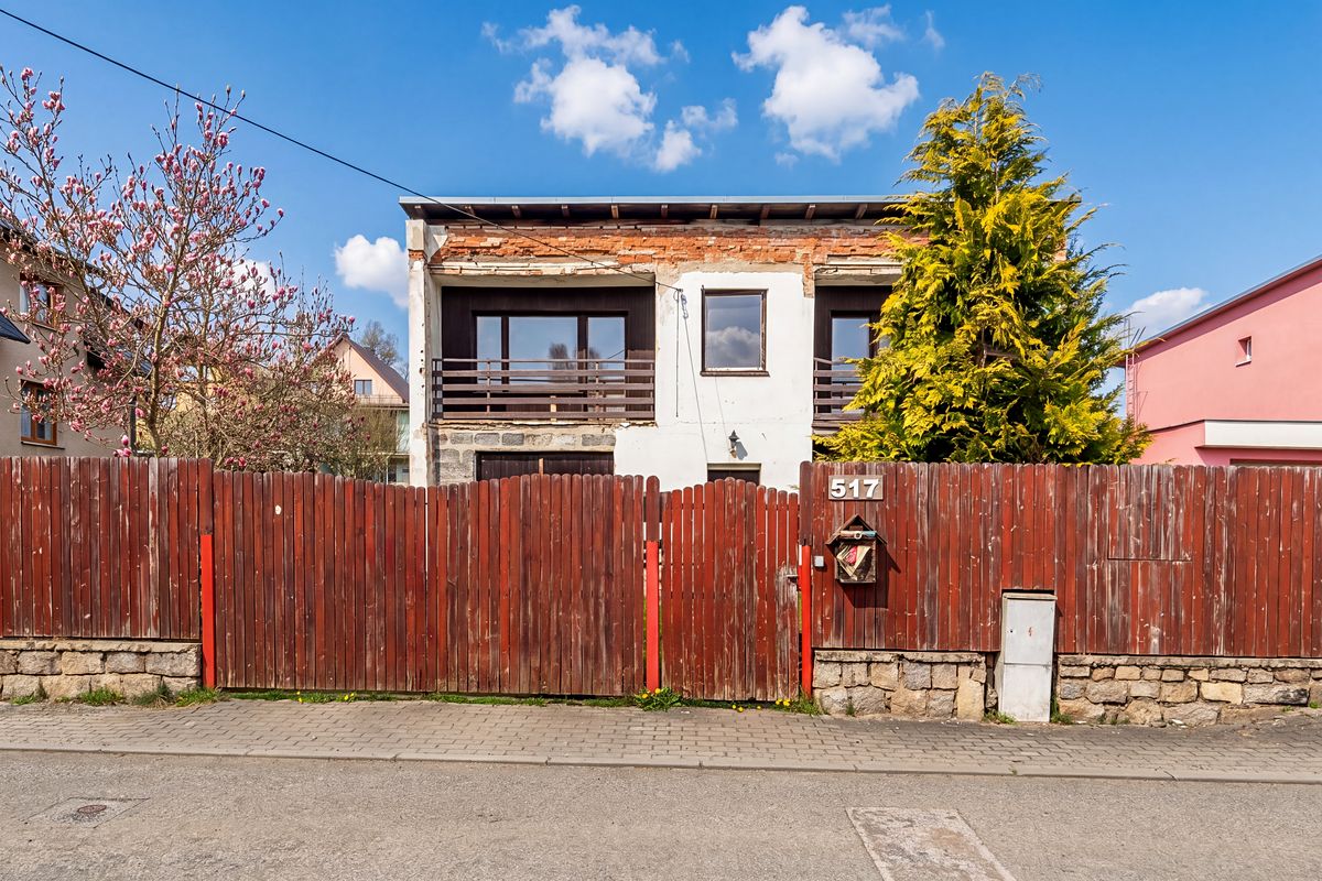 Prodej rodinného domu 231 m², pozemek 397 m² – fotografie 3