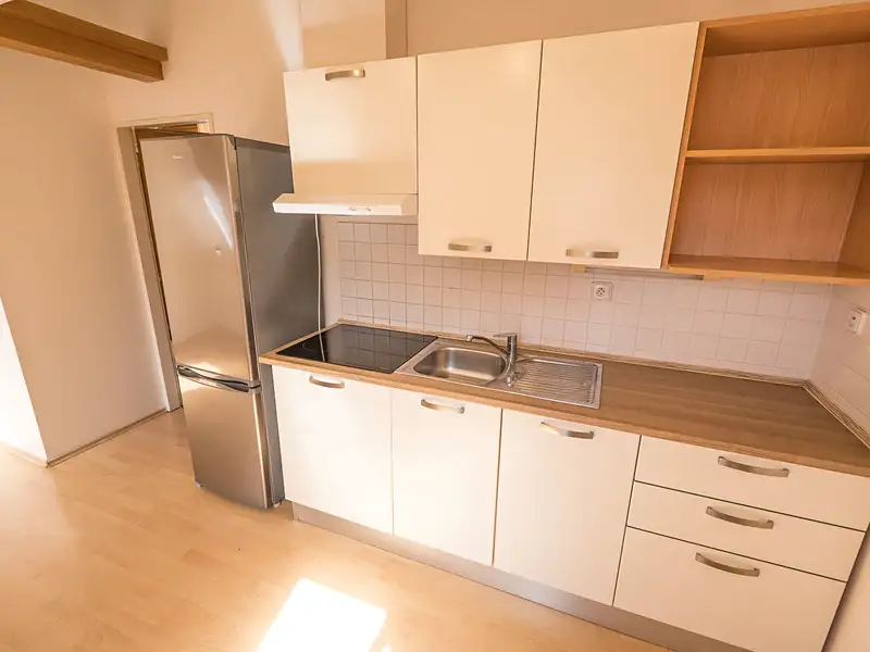 Prodej bytu 2+1 51 m², Praha – náhled fotky 2