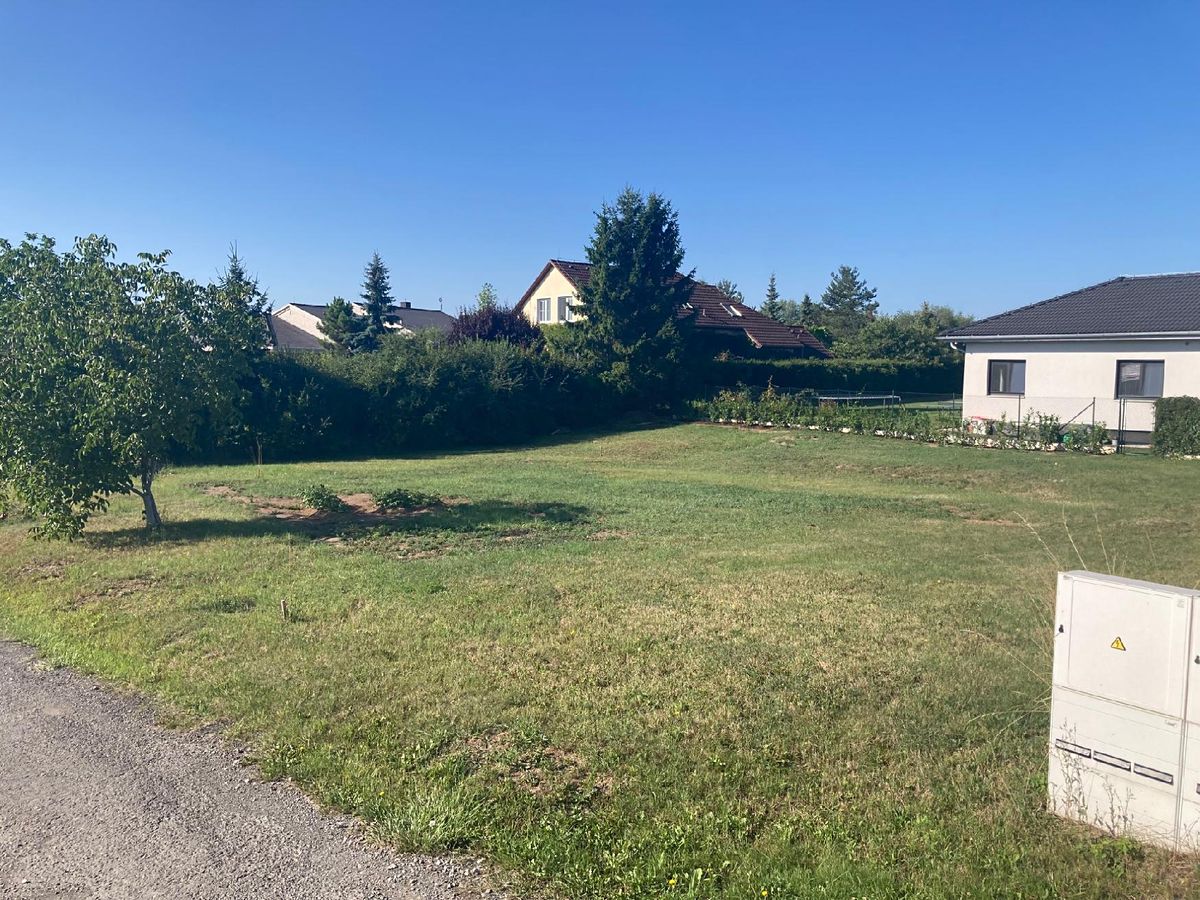 Prodej stavebního pozemku 1026 m² – fotografie 5