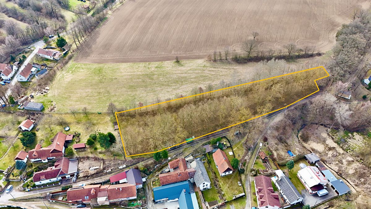 Prodej stavebního pozemku 2670 m² – fotografie 2