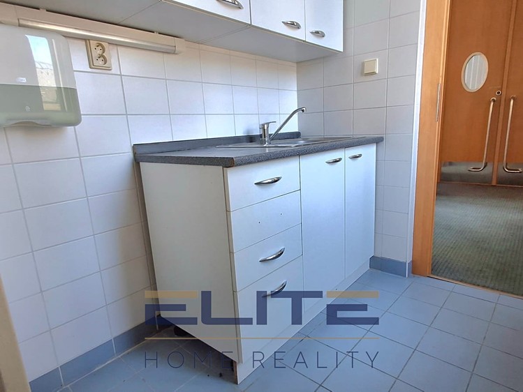 Комерційне приміщення в оренду, 65 м² (6 з 8)