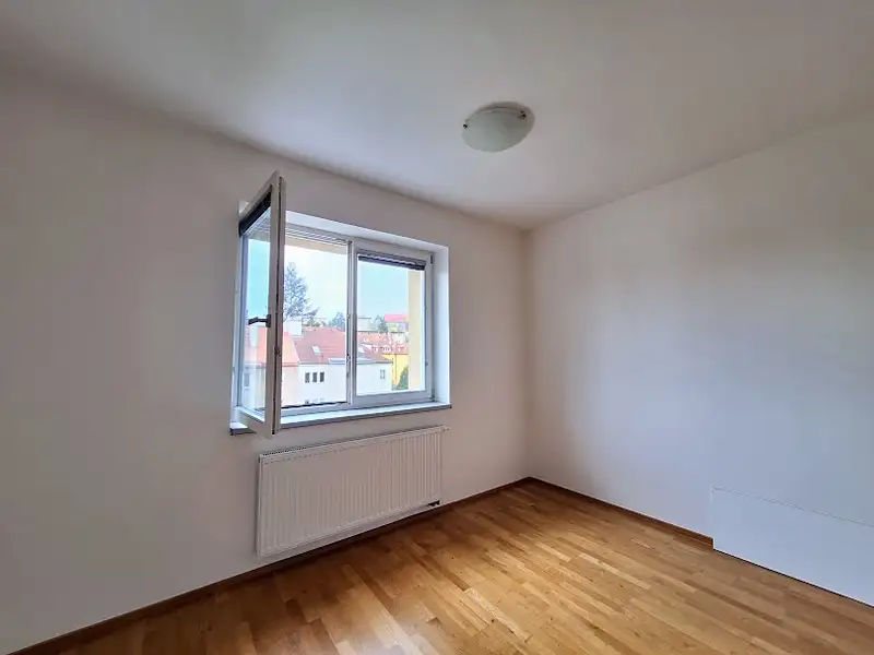 Pronájem bytu 2+kk 43 m², Praha – náhled fotky 3