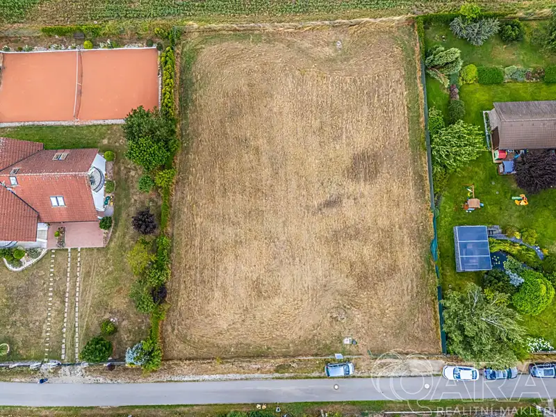 Prodej stavebního pozemku 1955 m², Čisovice – náhled fotky 2