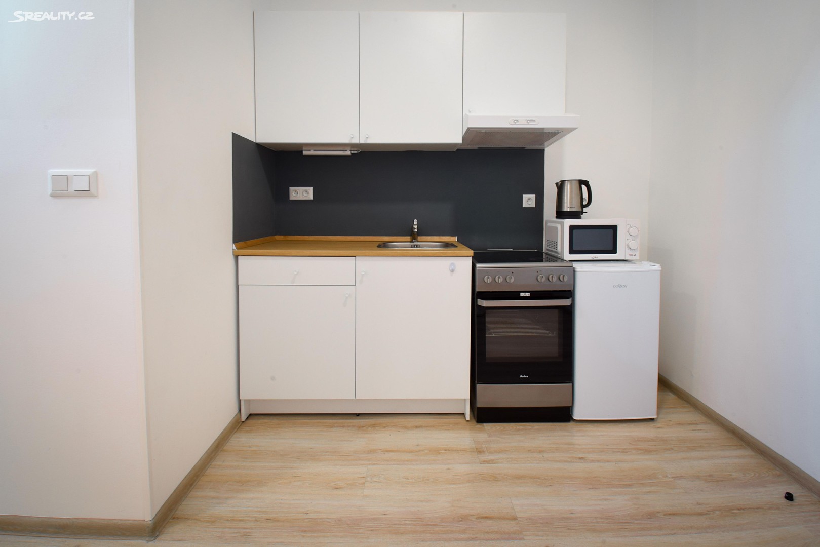 Pronájem bytu 1+1 32 m² (Mezonet) – pohled 3