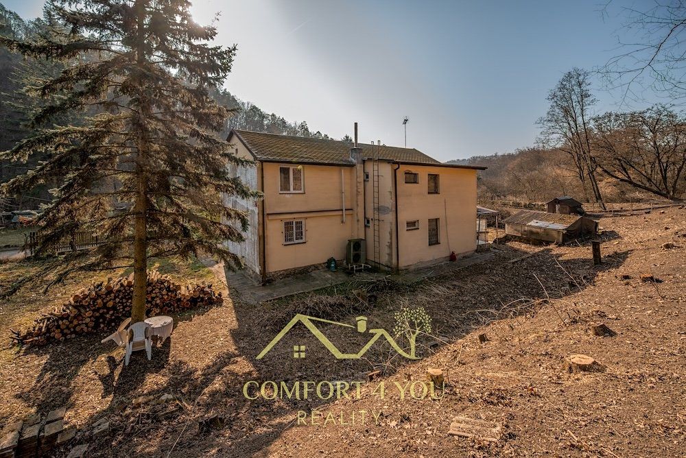 Prodej rodinného domu 145 m², pozemek 1047 m² – fotografie 3