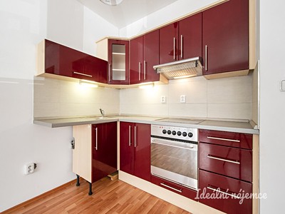 Pronájem bytu 1+kk 34 m²