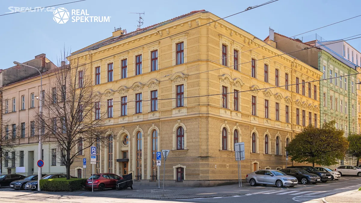 Pronájem kanceláře 1708 m² – pohled 2