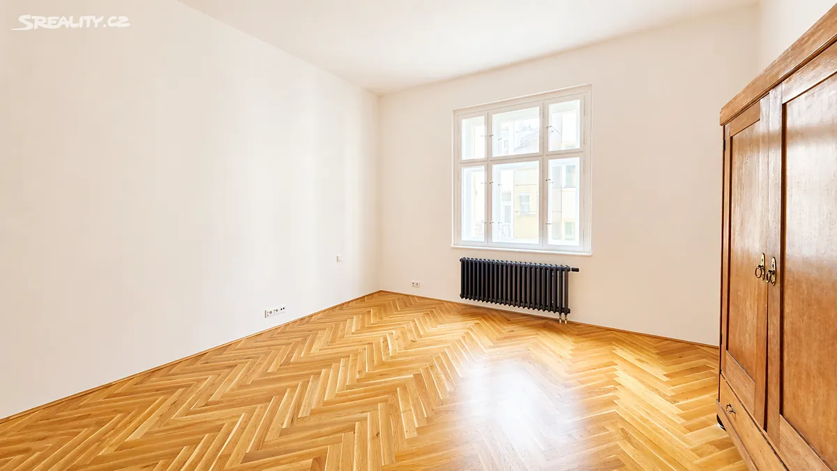 Pronájem bytu 3+kk 74 m² – pohled 4