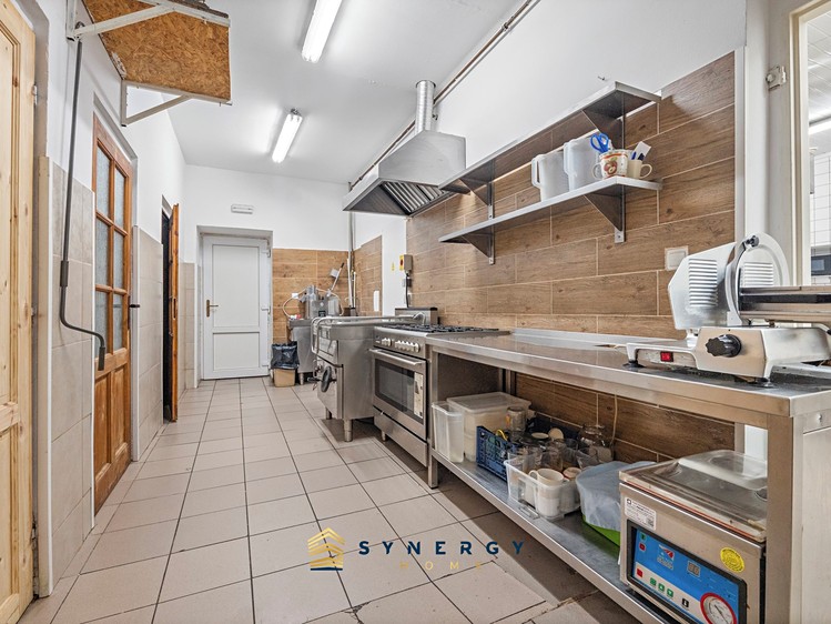 Gewerbefläche zum Kauf, 300 m² (30 von 42)