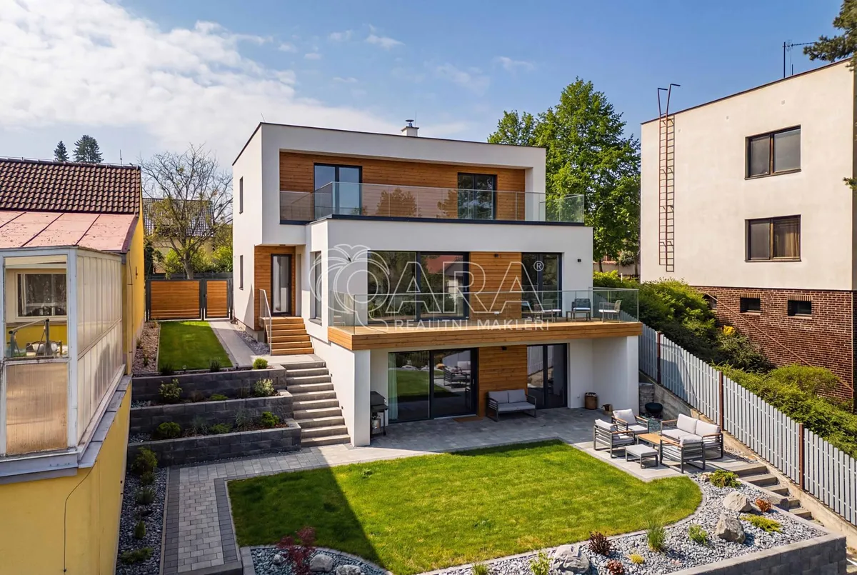 Prodej rodinného domu 78 m², pozemek 663 m²
