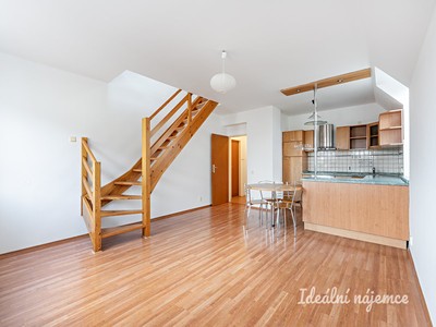 Pronájem bytu 2+kk 74 m²