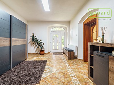 Haus zum Kauf, 295 m² (3 von 52)