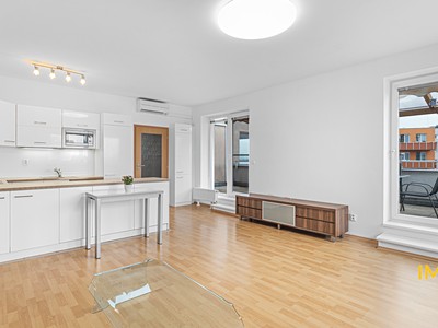 Pronájem bytu 2+kk 62 m²