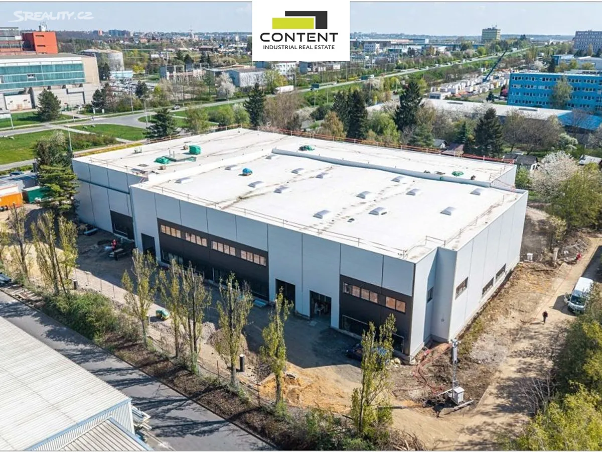 Pronájem skladového prostoru 1098 m², Praha