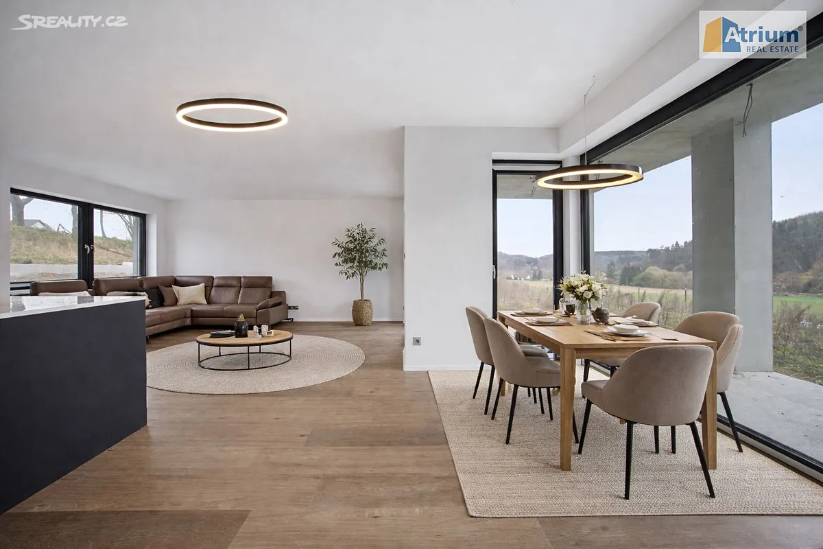 Prodej rodinného domu 194 m², pozemek 1483 m² – pohled 3
