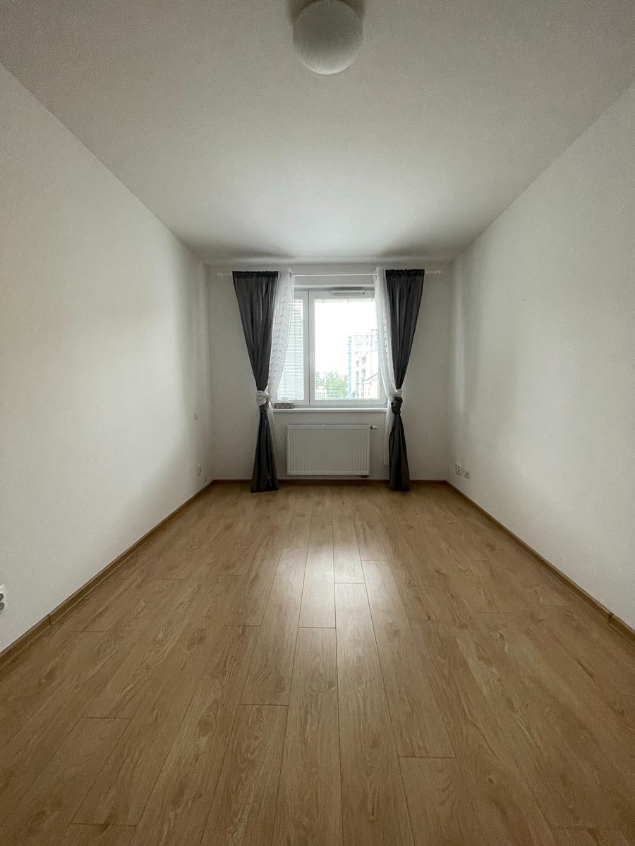 Pronájem bytu 2+kk 51 m² – fotografie 4