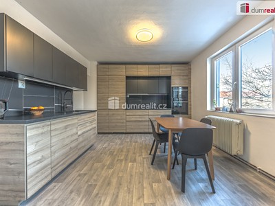 Prodej  rodinného domu 209 m², pozemek 596 m²