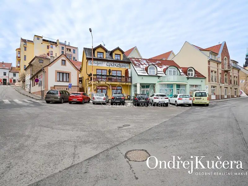Prodej činžovního domu 222 m², Kladno – náhled fotky 2