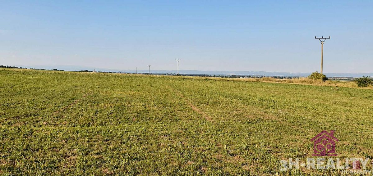 Prodej stavebního pozemku 2018 m² – fotografie 3