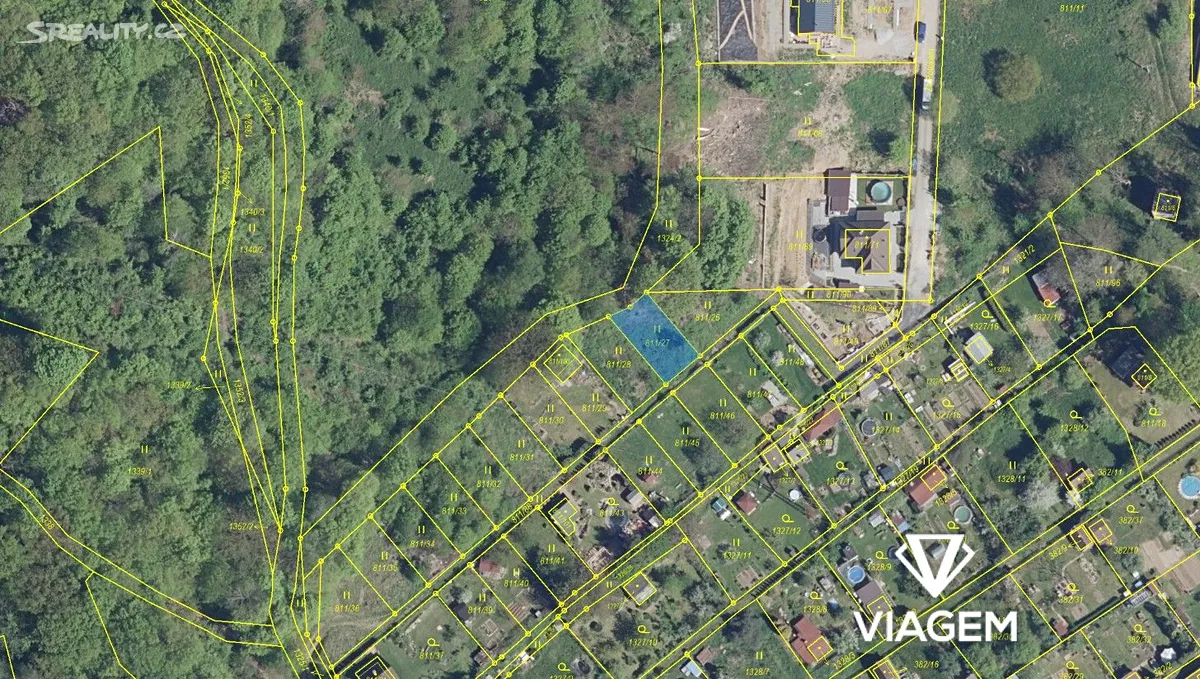 Prodej stavebního pozemku 193 m² – pohled 3