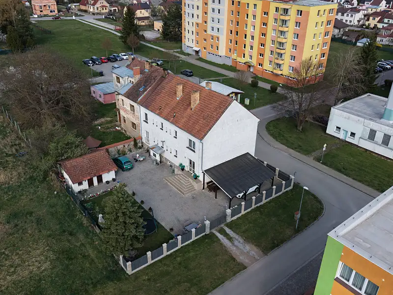 Prodej činžovního domu 330 m², České Velenice – náhled fotky 2