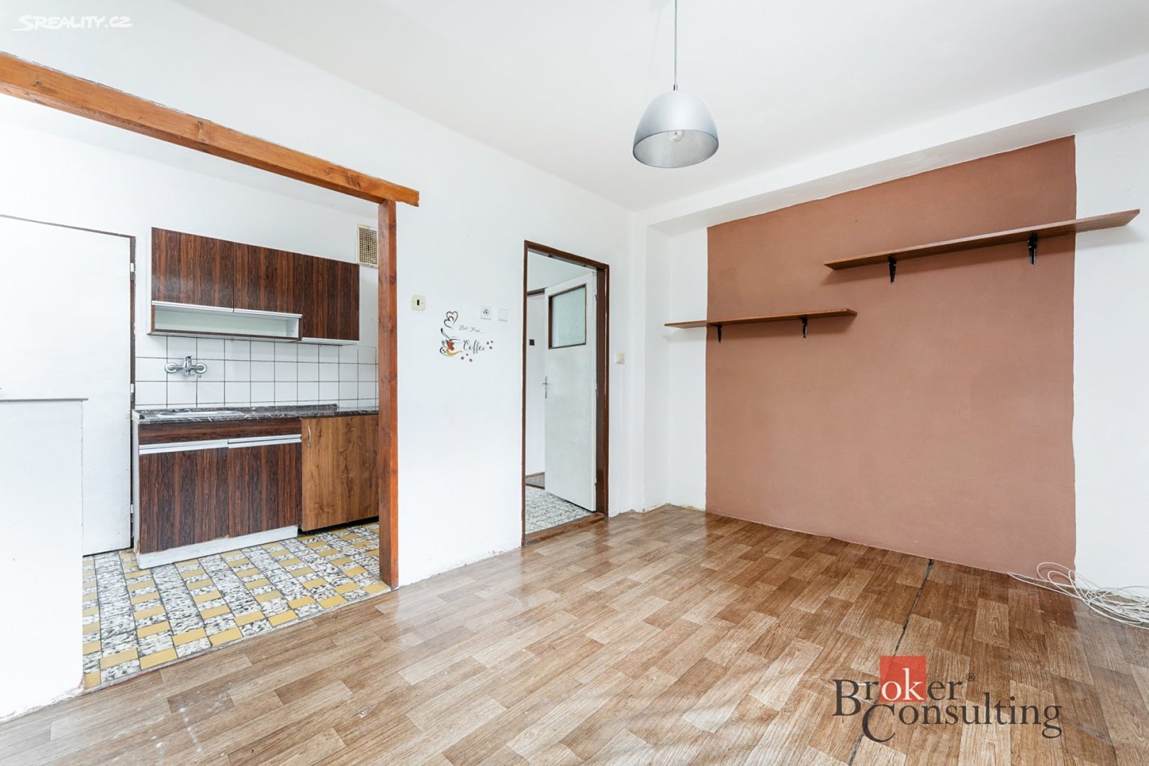 Prodej  rodinného domu 150 m², pozemek 1 200 m² – další