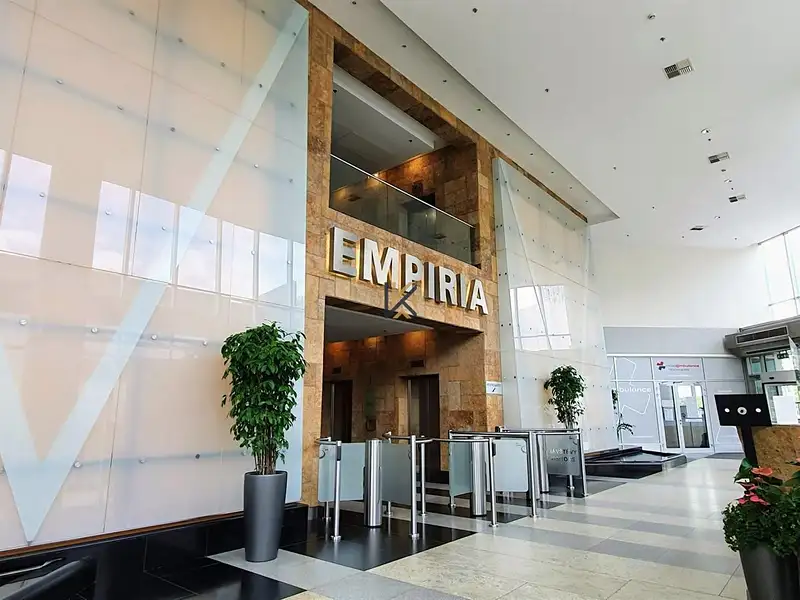 Pronájem kanceláře 222 m², Praha – náhled fotky 2