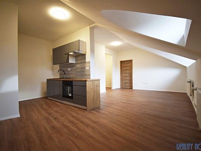 Pronájem bytu 3+kk 72 m²