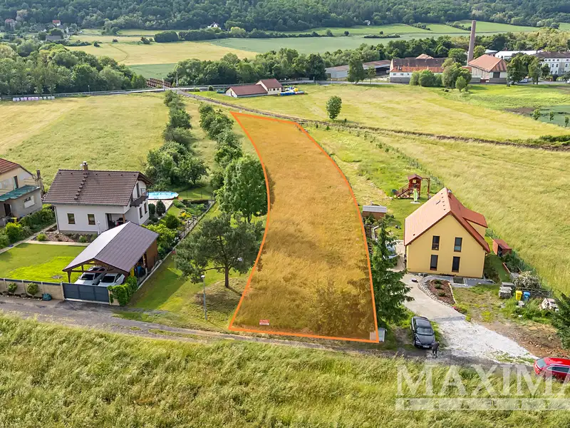Prodej pozemku 2625 m², Lochovice – náhled fotky 1