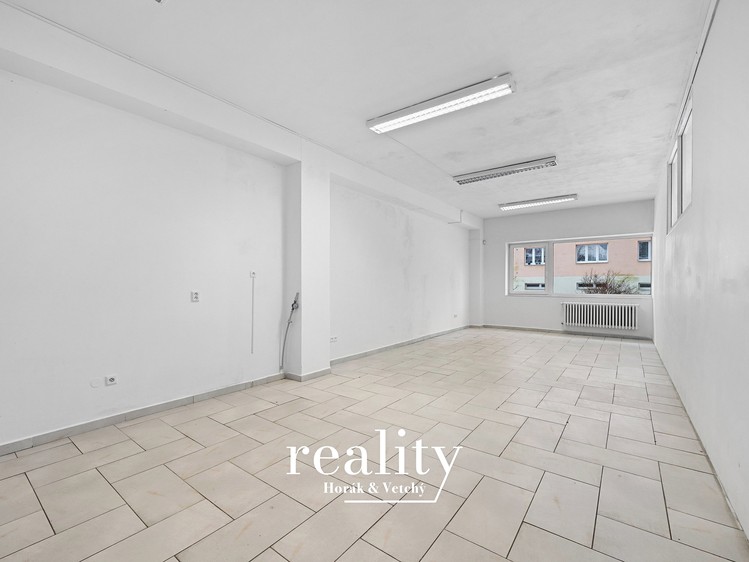 Комерційне приміщення в оренду, 145 м² (9 з 11)