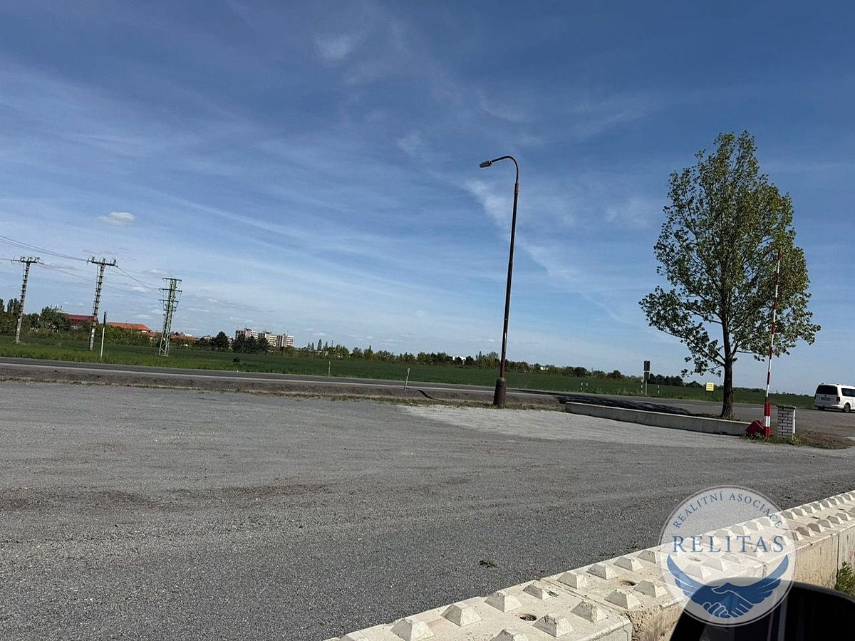 Pronájem komerčního pozemku 80 m² – fotografie 5